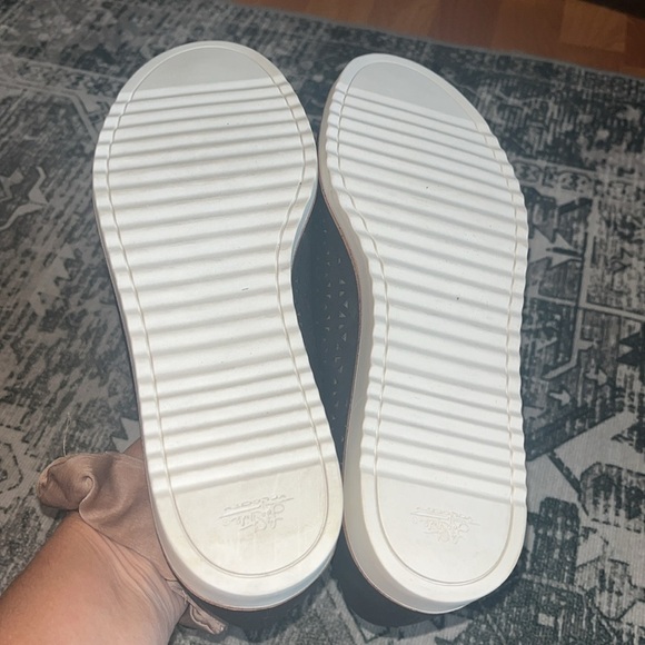 LifeStride Zamora Women's Perforated Flats size 7.5 - Picture 8 of 8